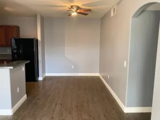 Photo #3: 2263478 Listing