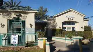 Photo #5: 2263539 Listing