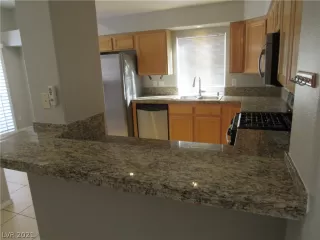 Photo #4: 2263558 Listing 