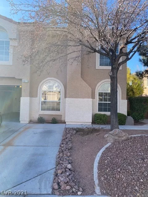 MLS: 2263599 Condo For Sale