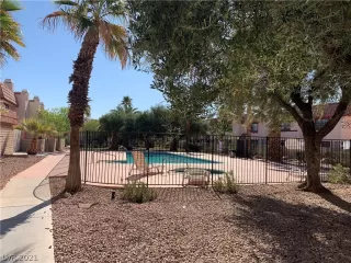 Photo #3: 2263635 Listing 