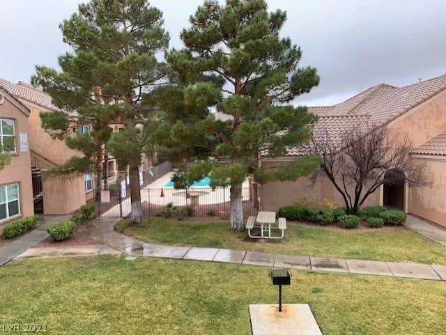 MLS: 2263671 Condo For Sale