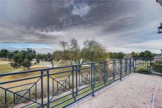 Photo #3: 2263677 Listing