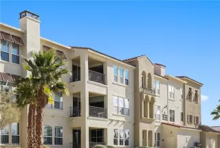 Photo #3: 2263708 Listing 