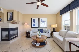 Photo #5: 2263708 Listing 