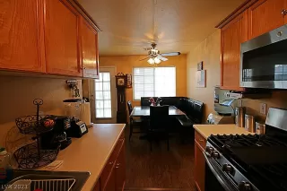 Photo #2: 2263717 Listing