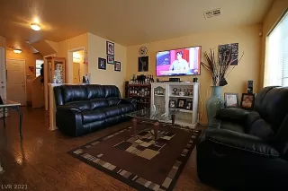 Photo #5: 2263717 Listing