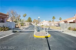 Photo #1: 2263748 Listing