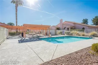 Photo #2: 2263748 Listing