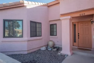 Photo #5: 2263748 Listing