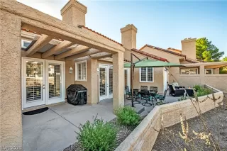 Photo #4: 2263784 Listing