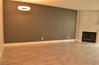 Photo #3: 2263787 Listing 