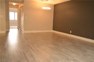 Photo #6: 2263787 Listing 