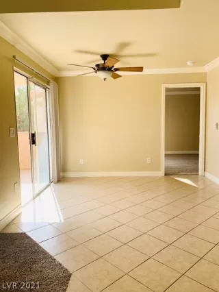 Photo #3: 2263790 Listing