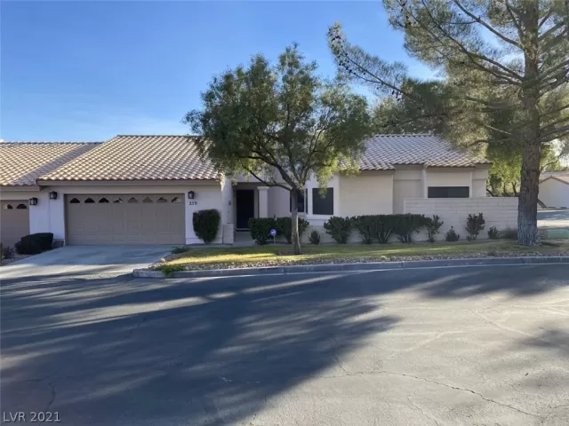 MLS: 2263794 Condo For Sale