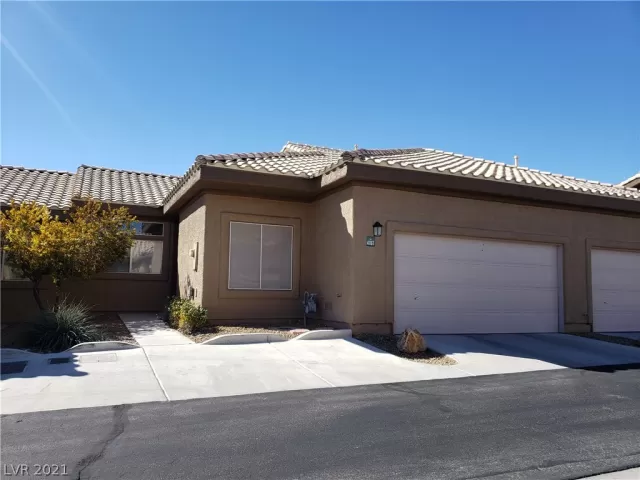 MLS: 2263817 Condo For Sale