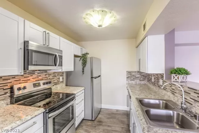 MLS: 2263827 Condo For Sale