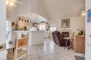 Photo #5: 2263828 Listing 