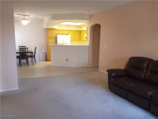 Photo #4: 2263873 Listing 