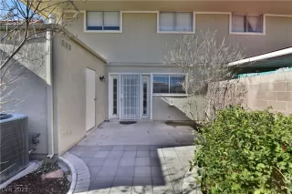 Photo #3: 2263900 Listing 