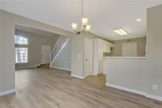 Photo #5: 2263912 Listing