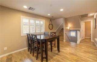 Photo #3: 2263917 Listing 