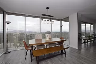 Photo #5: 2263919 Listing