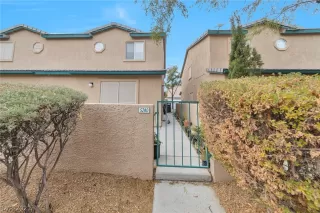 Photo #1: 2263951 Listing