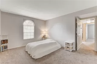 Photo #4: 2263960 Listing 
