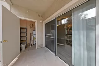 Photo #4: 2263964 Listing