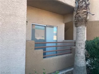 Photo #1: 2263978 Listing