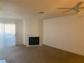 Photo #6: 2263978 Listing