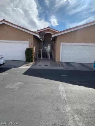 Photo #1: 2263984 Listing 