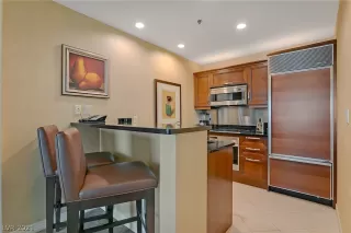 Photo #6: 2264013 Listing 