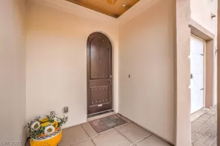 Photo #2: 2264056 Listing 