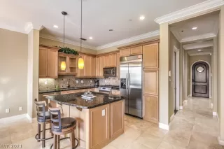 Photo #4: 2264056 Listing 