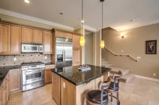 Photo #5: 2264056 Listing 