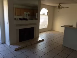 Photo #5: 2264060 Listing 