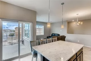 Photo #6: 2264067 Listing