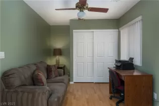 Photo #5: 2264072 Listing