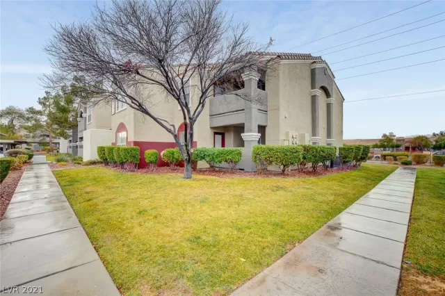 MLS: 2264111 Condo For Sale