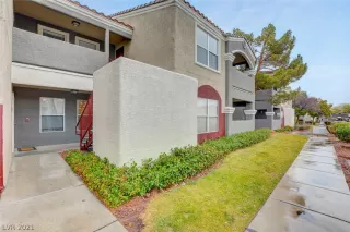 Photo #1: 2264111 Listing