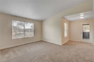 Photo #2: 2264111 Listing