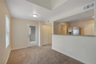 Photo #5: 2264111 Listing