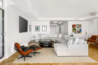 Photo #3: 2264119 Listing 