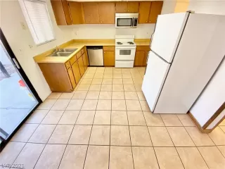 Photo #5: 2264139 Listing 