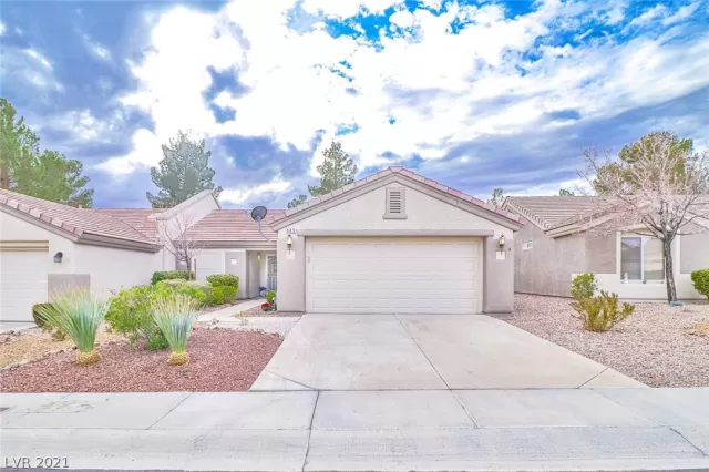 MLS: 2264146 Condo For Sale