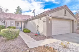 Photo #2: 2264146 Listing