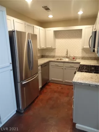 Photo #5: 2264225 Listing 