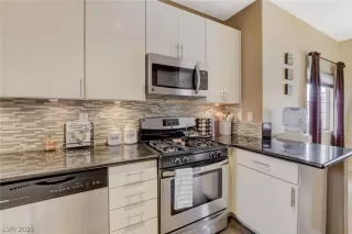 Photo #2: 2264231 Listing